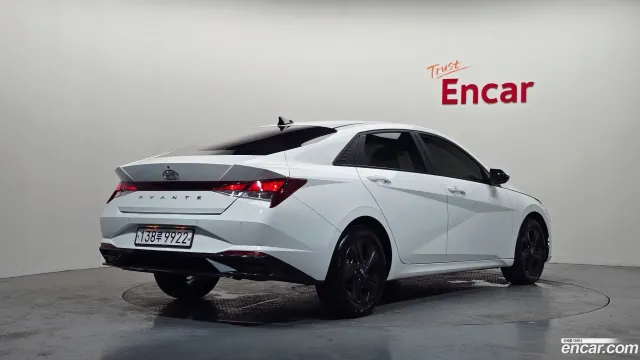 Hyundai Elantra (Avante)