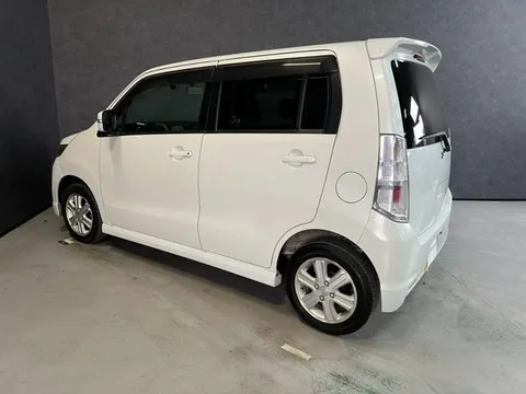 Suzuki Wagon R Stingray