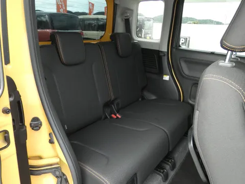 Suzuki Spacia Gear