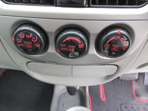Mitsubishi I