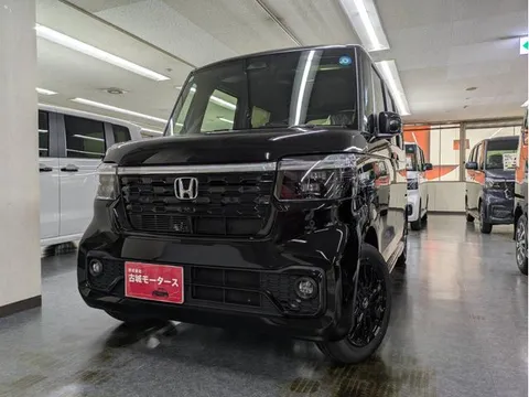 Honda N-BOX Custom