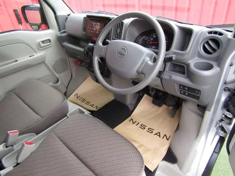 Nissan Clipper