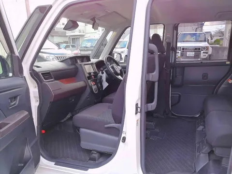 Toyota Tank