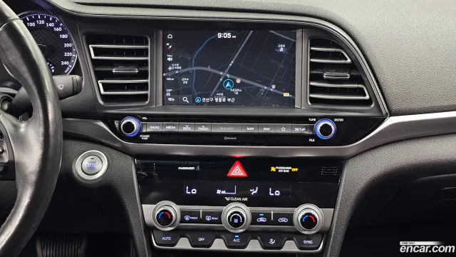 Hyundai Elantra (Avante)