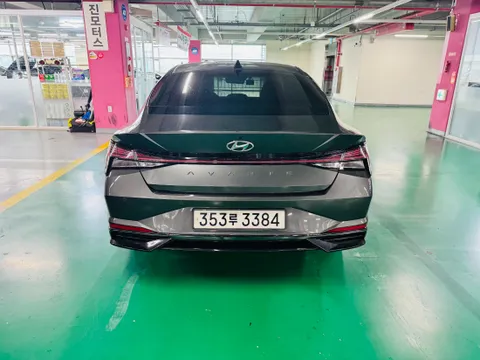 Hyundai Elantra (Avante)