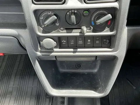 Nissan Clipper Truck