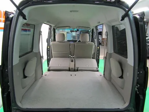 Daihatsu Atrai Wagon