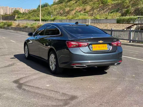 Chevrolet Malibu XL