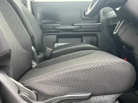 Suzuki Spacia Base