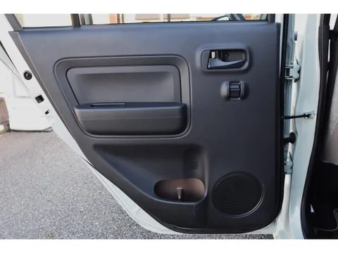 Daihatsu Mira Tocot
