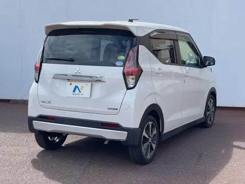 Mitsubishi eK X