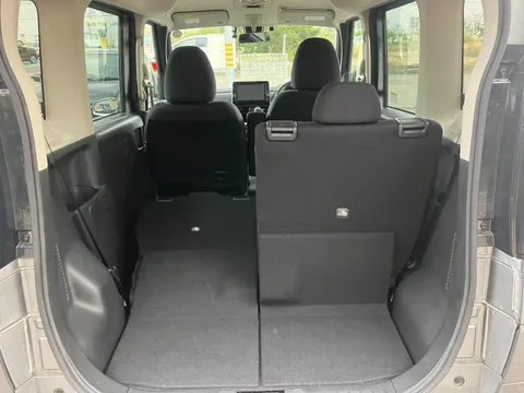 Mitsubishi eK X Space