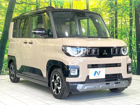 Mitsubishi Delica Mini