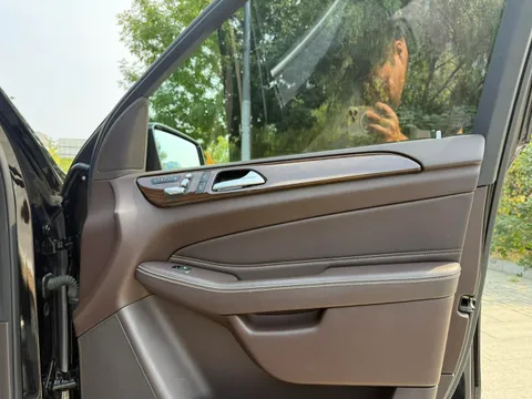 Mercedes-Benz Mercedes-Benz GLS