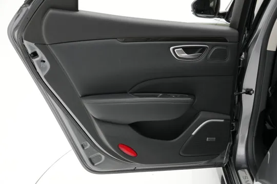 Renault Talisman (SM6)