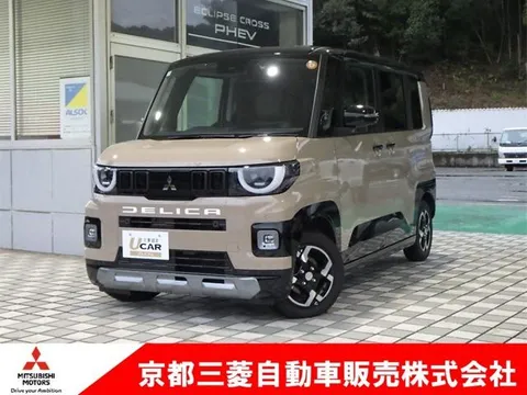 Mitsubishi Delica Mini