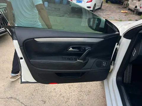 Volkswagen CC