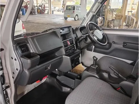 Suzuki Carry Track