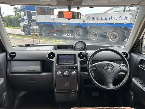 Toyota bB