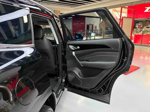Jetour X90