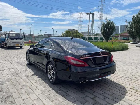 Mercedes-Benz Mercedes-Benz CLS