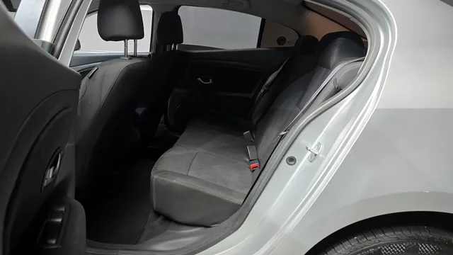Renault SM3
