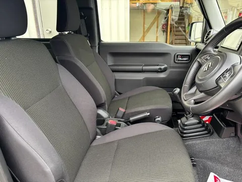 Suzuki Jimny Sierra