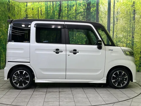 Suzuki Spacia Custom