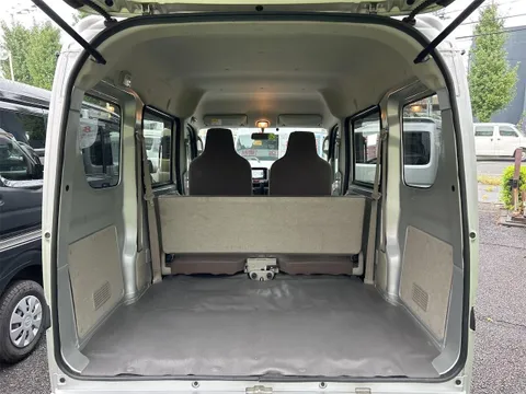Nissan Clipper