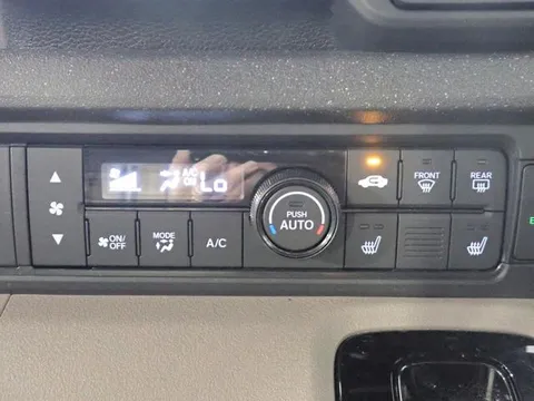 Honda N-BOX Joy