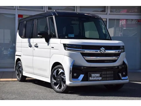 Suzuki Spacia Custom