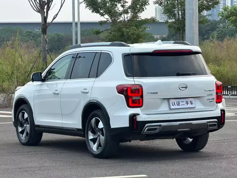 Gac GS8
