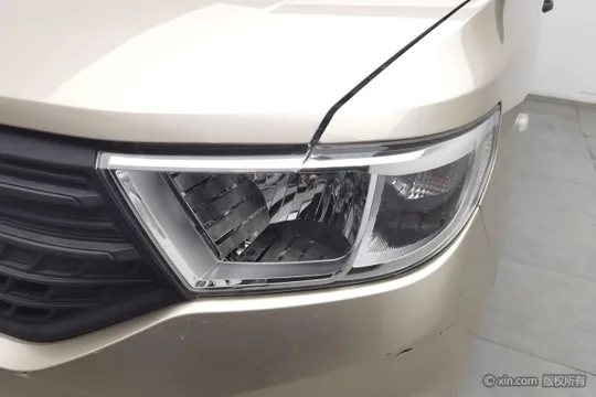 Wuling Hongguang V