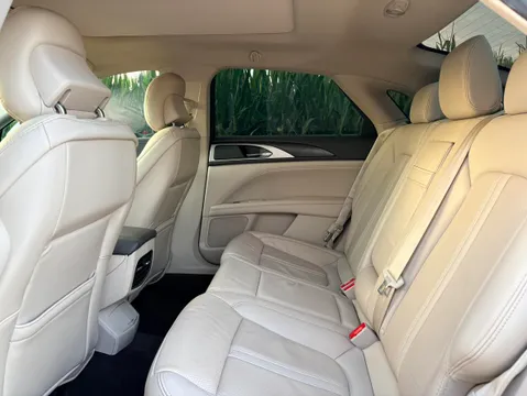 Lincoln MKZ