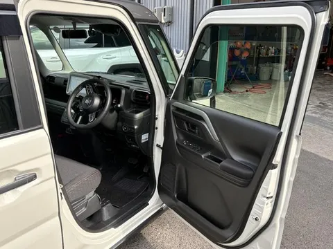 Suzuki Spacia Gear