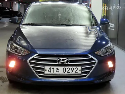 Hyundai Elantra (Avante)