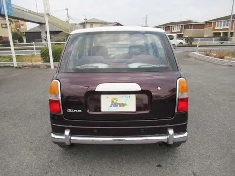 Daihatsu Mira Gino