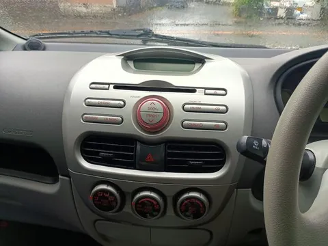 Mitsubishi I