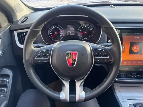 Roewe RX5