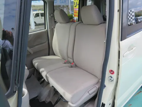 Honda N-BOX Plus
