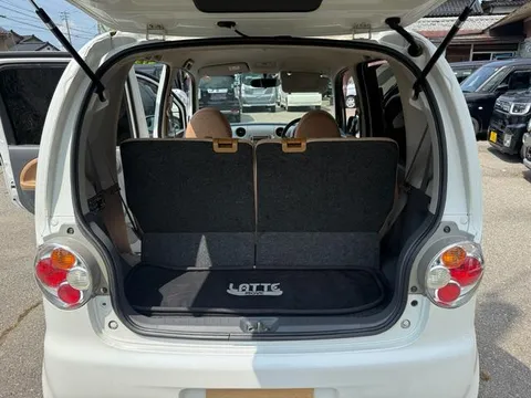 Daihatsu Move Latte