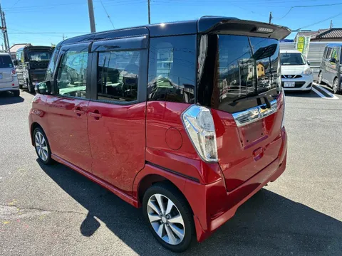 Mitsubishi eK Space Custom