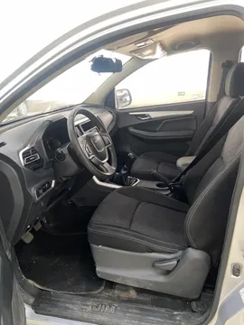 Isuzu RE-MAX