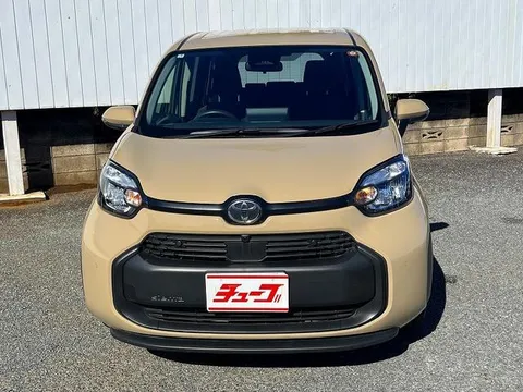 Toyota Sienta
