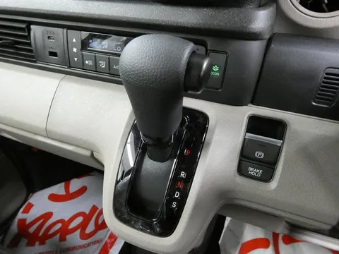 Honda N-BOX Joy