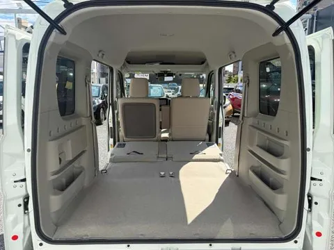 Nissan Clipper Rio