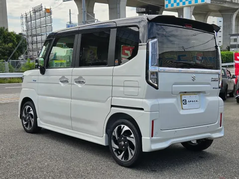 Suzuki Spacia Custom