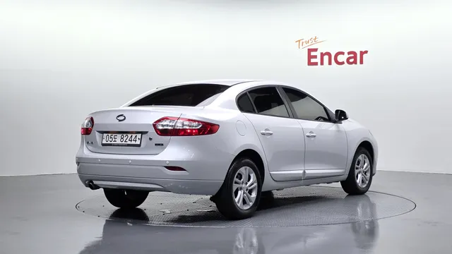 Renault SM3