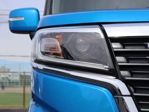 Suzuki Spacia Custom
