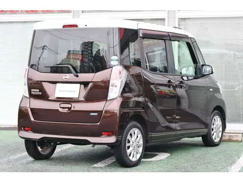 Nissan Dayz Roox